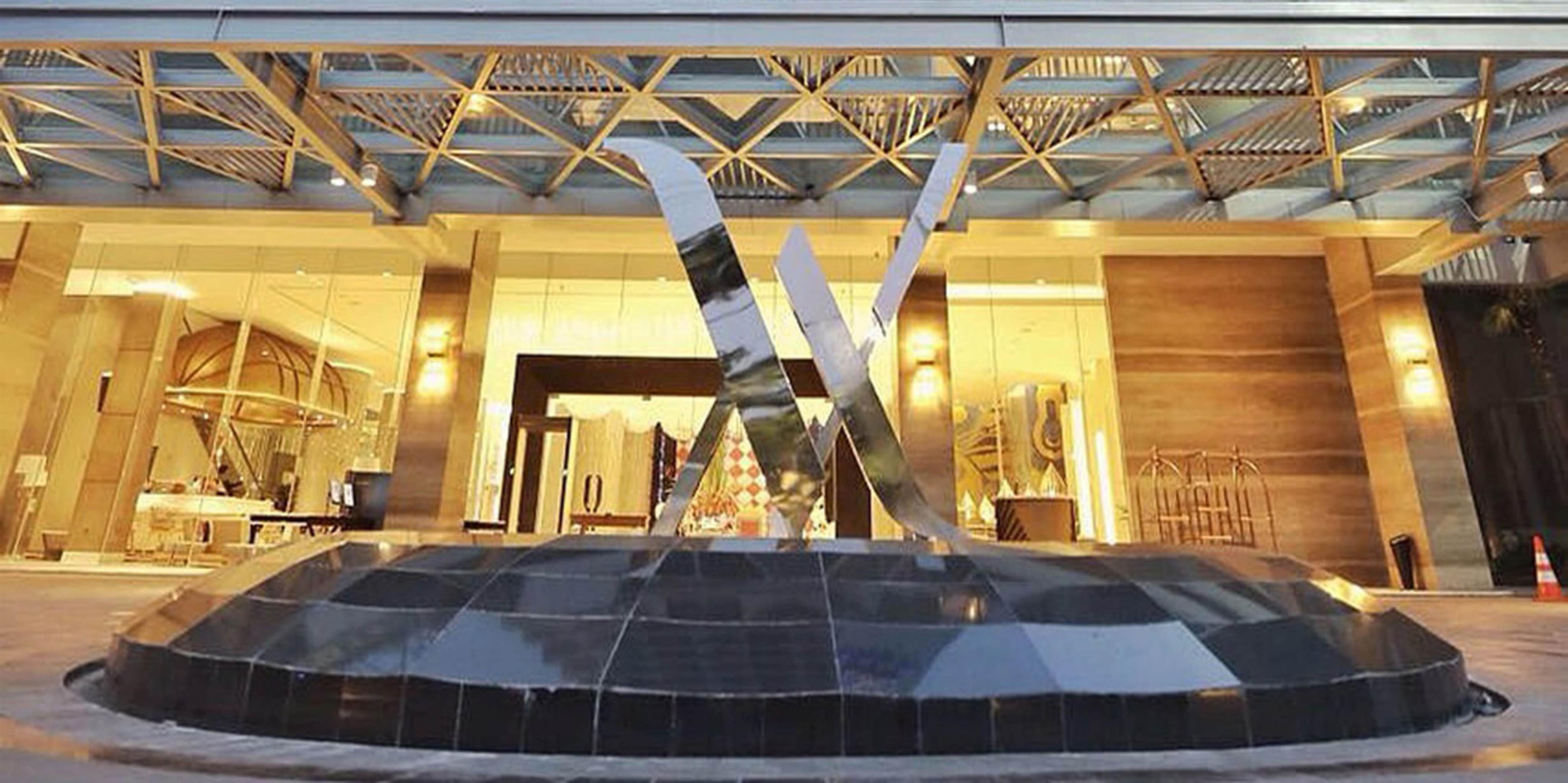 Vasa Hotel Surabaya Exteriör bild