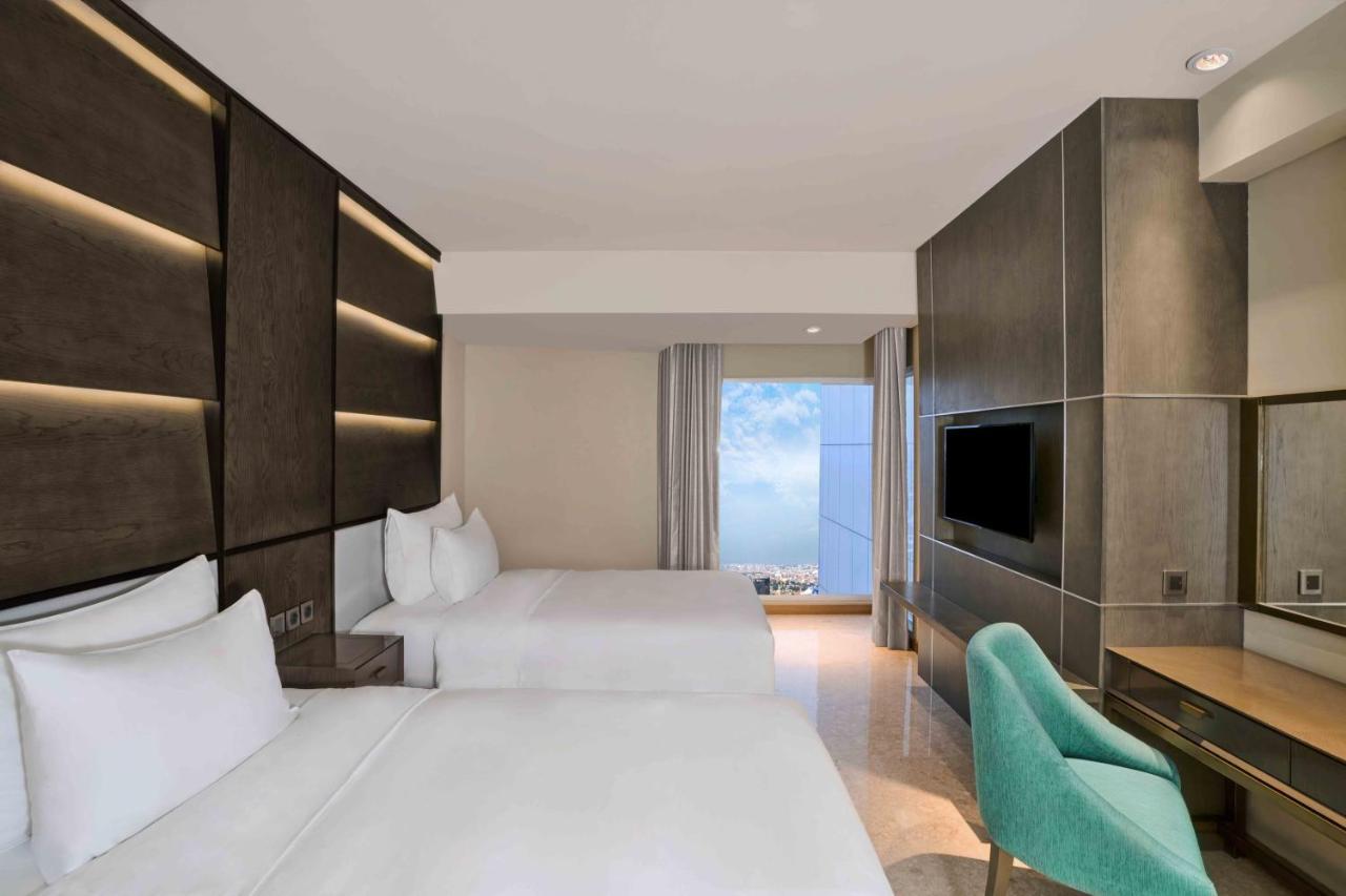 Vasa Hotel Surabaya Exteriör bild