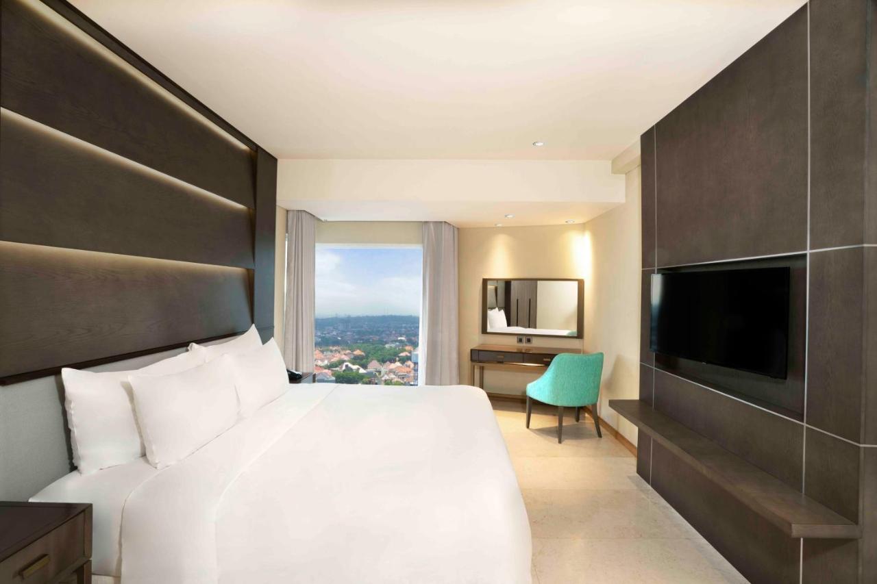 Vasa Hotel Surabaya Exteriör bild