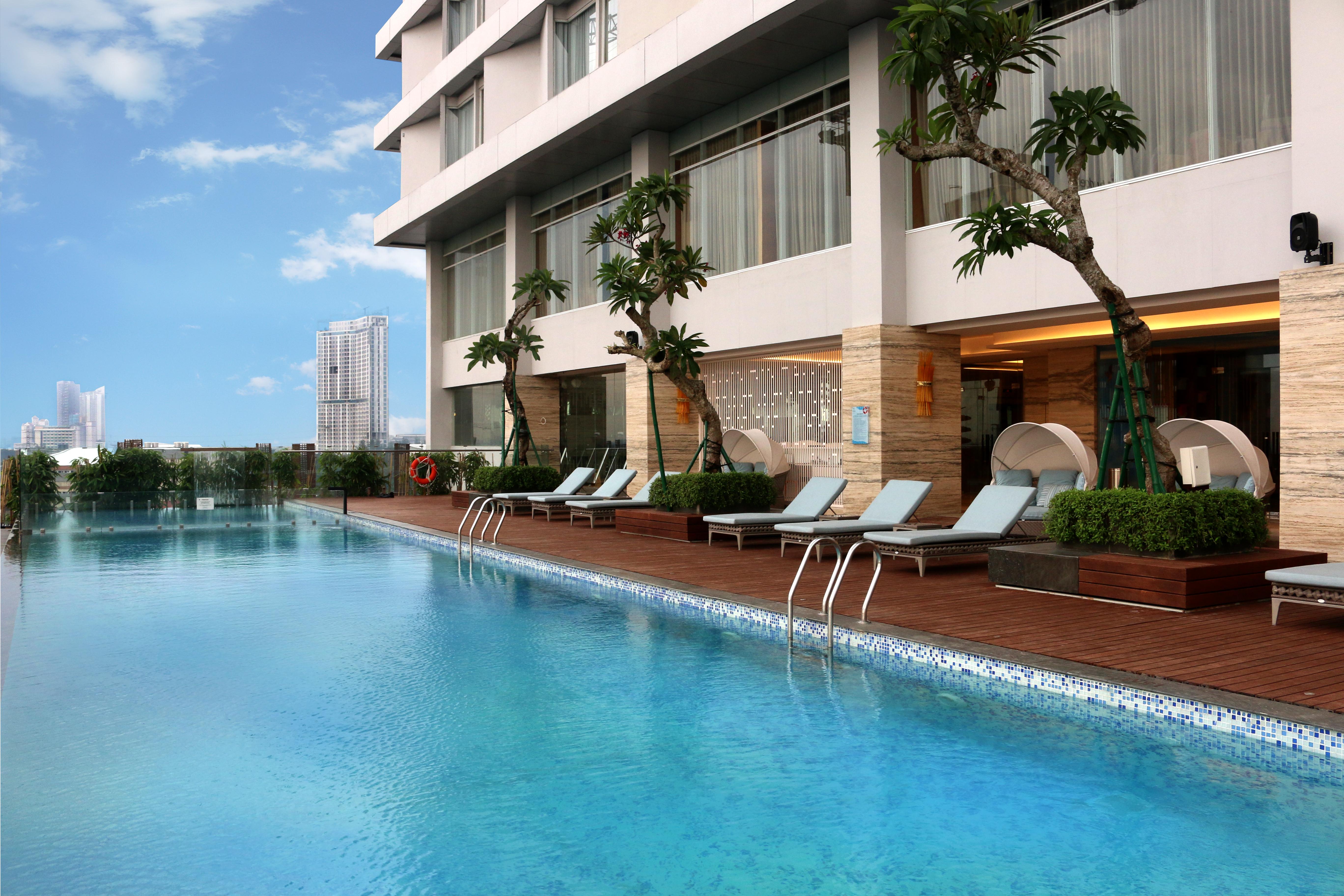 Vasa Hotel Surabaya Exteriör bild