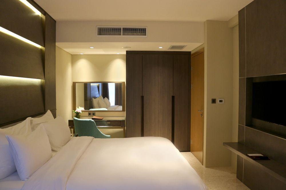 Vasa Hotel Surabaya Exteriör bild