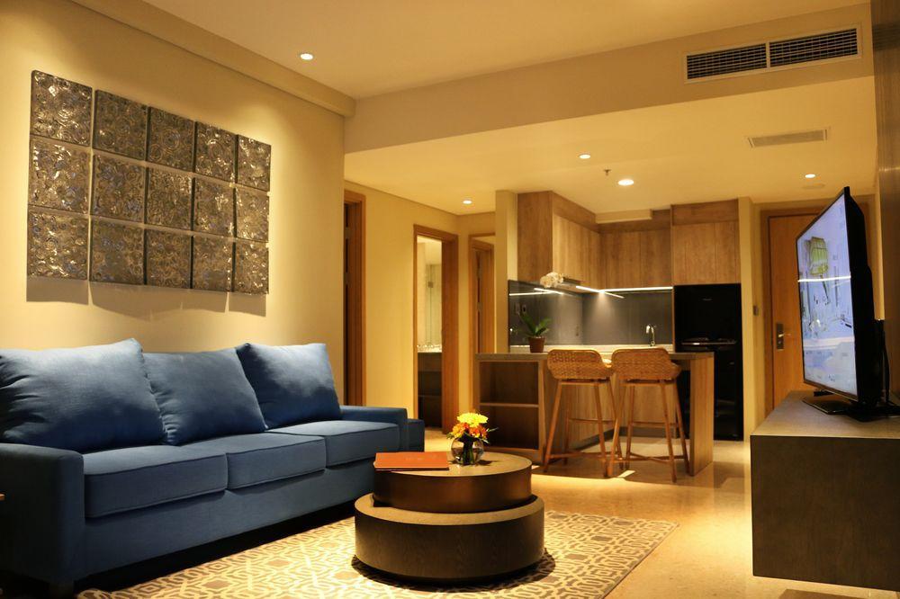 Vasa Hotel Surabaya Exteriör bild