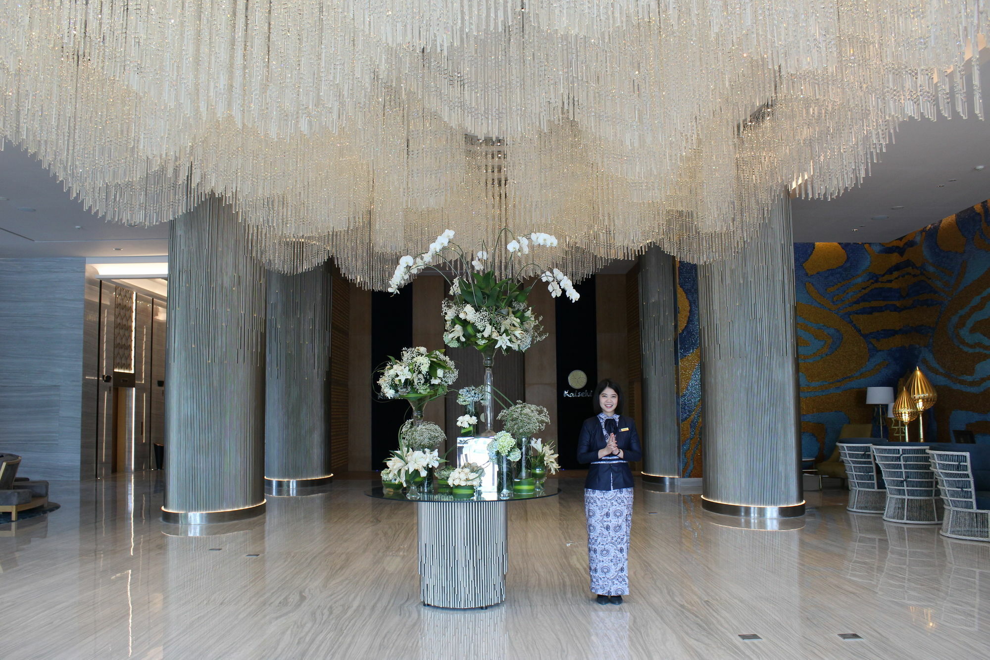 Vasa Hotel Surabaya Exteriör bild